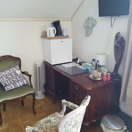 Bed & Breakfast Erbuca *